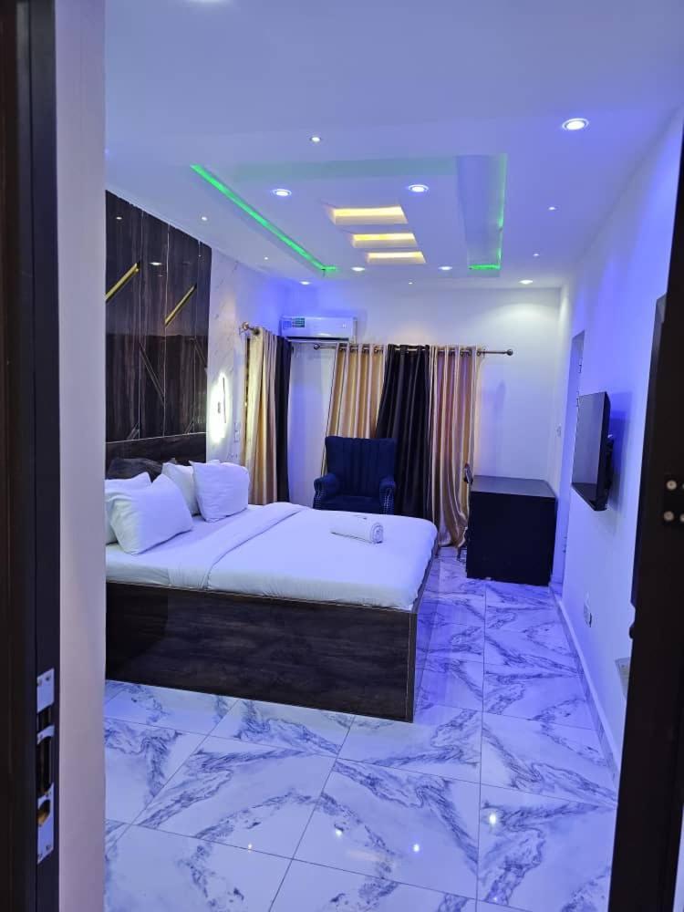 Vhs Vinchee Suites لاغوس المظهر الخارجي الصورة